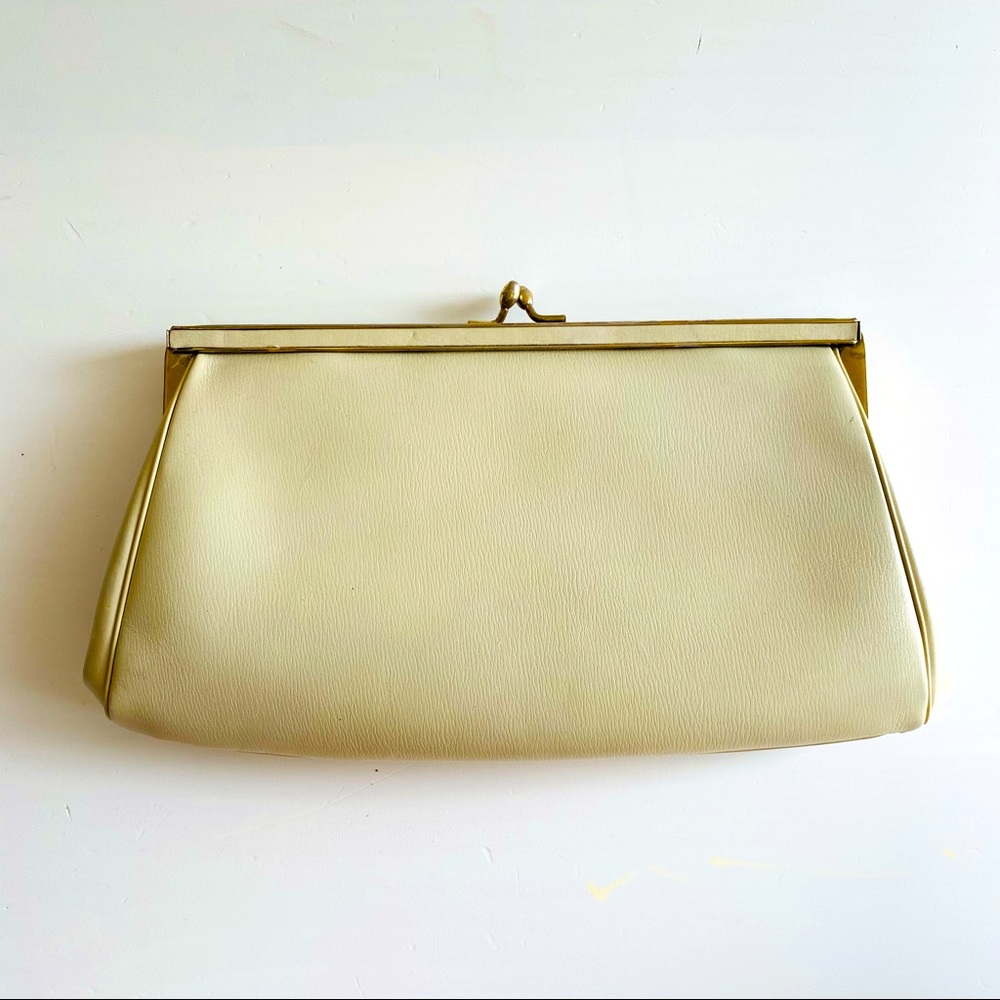 Vintage Ivory leather clutch!